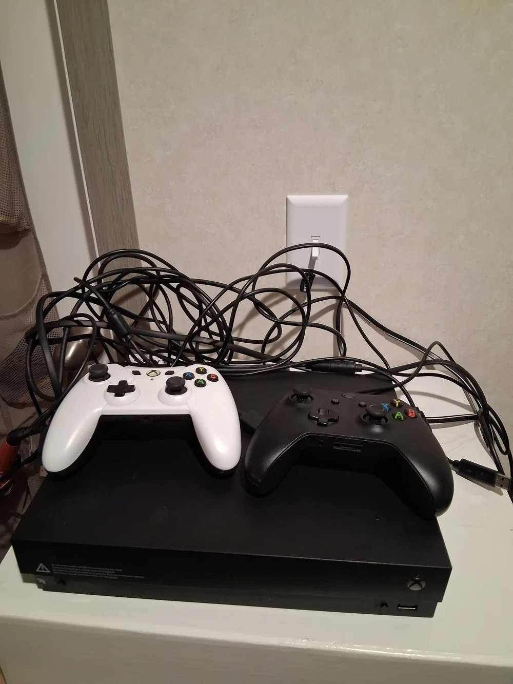 Sony Black PlayStation 4 Pro Console with PlayStation Logo & XBOX ONE BUNDLE